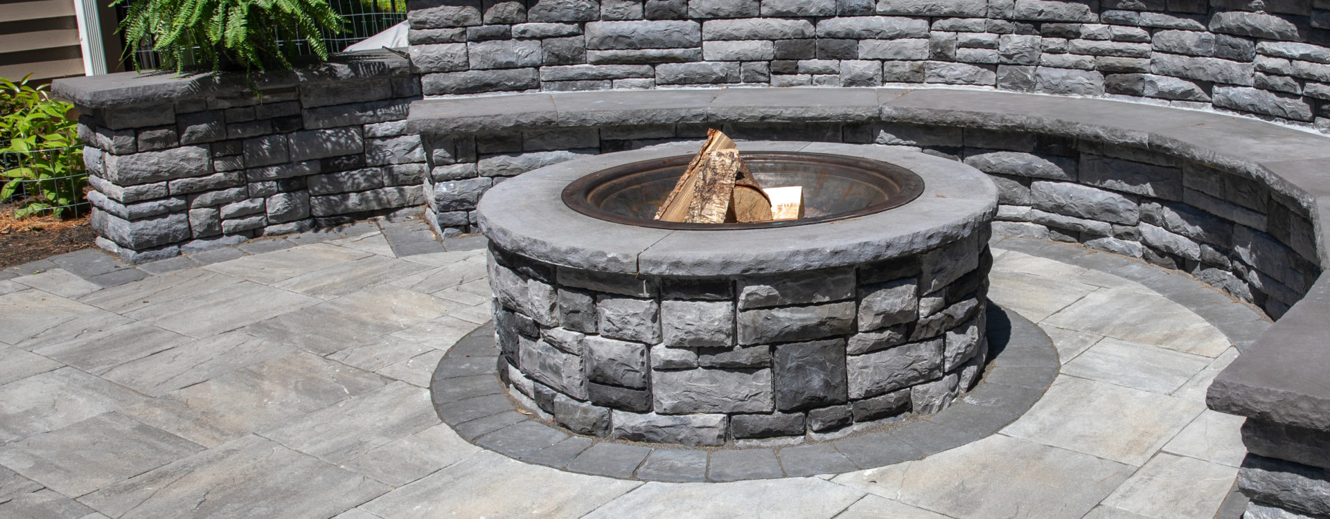 How to Build a Fire Pit with Hardscape Supplies from Sauders Sauders
