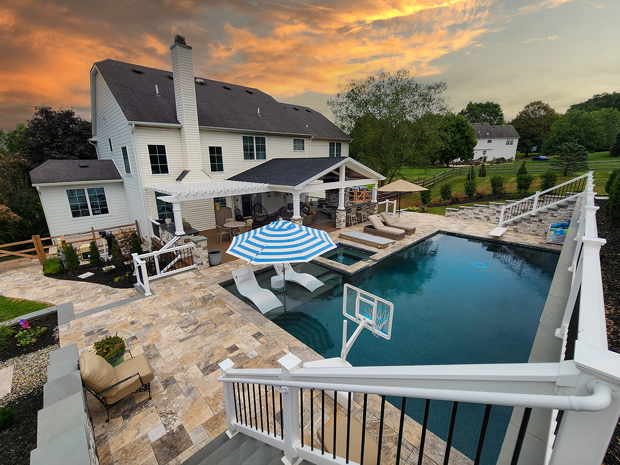 A Multilevel Swimming Pool Patio Oasis 15 Mulitlevel Swiming Pool and patio