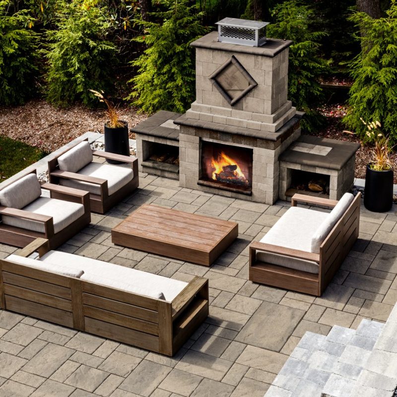 Outdoor Fireplace Kits, Paver Patios With Fireplaces