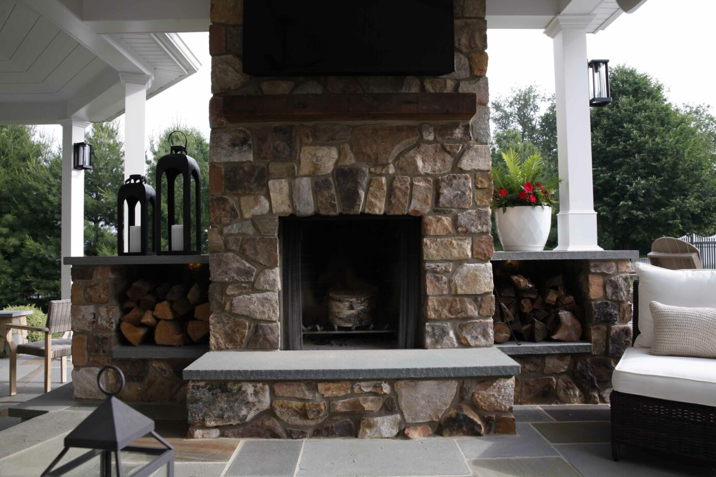 Patio outdoor Fireplace