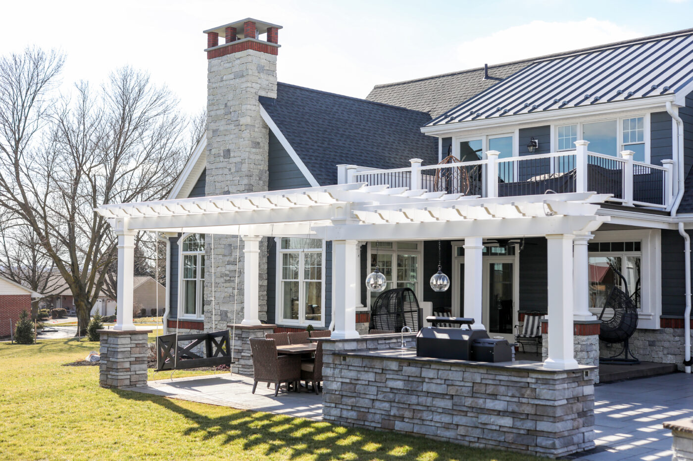 Paver Patio and Pergola for entertaining Friends and Family(2)