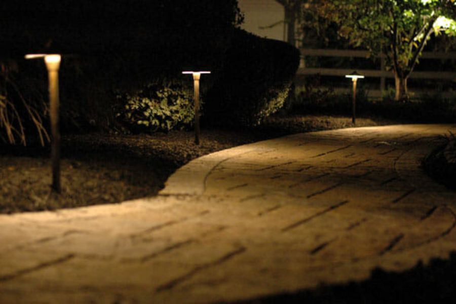 How To Install Low Voltage Landscape Lighting 6 low voltage lights lighting up a pathway